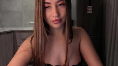 Snapshot of killer__girls chatting on December 15, 2025, 6:23 pm EvaAnna online show from December 15, 2025, 6:23 pm