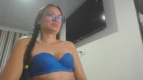 Snapshot of killey_saints chatting on January 18, 2025, 11:44 pm killey online show from January 18, 2025, 11:44 pm