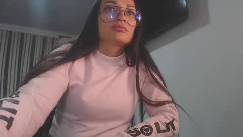 Snapshot of killey_saints chatting on October 4, 2025, 3:04 am killey online show from October 4, 2025, 3:04 am