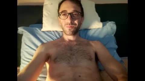 Snapshot of killua1993 chatting on October 18, 2025, 9:21 am kingstoned online show from October 18, 2025, 9:21 am