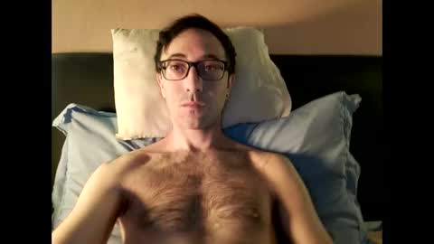 Snapshot of killua1993 chatting on March 8, 2026, 12:31 pm kingstoned online show from March 8, 2026, 12:31 pm