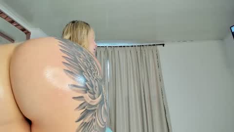 Nicole. online show from June 19, 2026, 6:01 pm