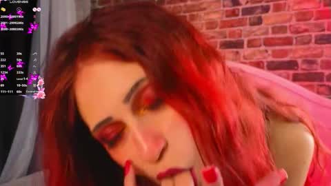 CatherineBarkJamieWallace online show from November 29, 2025, 8:12 pm