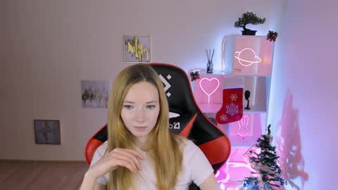 Snapshot of kim_boyd chatting on December 16, 2024, 12:06 pm kim_boyd online show from December 16, 2024, 12:06 pm