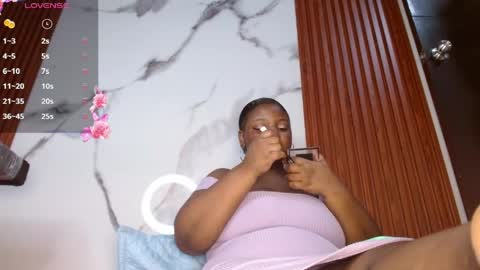Kim  Follow me please online show from April 28, 2026, 2:49 am