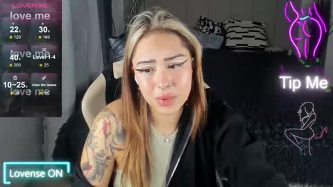 Kim online show from September 25, 2025, 8:56 pm