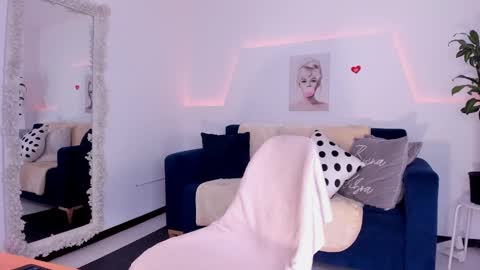 Snapshot of kim_ev chatting on March 6, 2025, 8:08 am Kim online show from March 6, 2025, 8:08 am