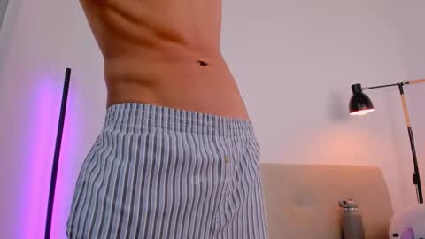 Kim Lian online show from February 20, 2026, 6:26 am