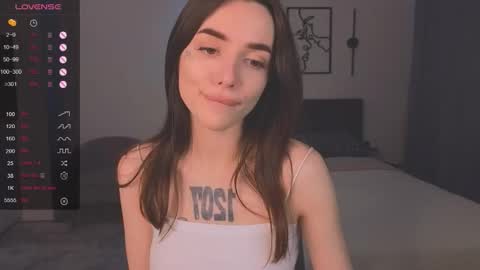 Snapshot of kim_lyn chatting on September 24, 2025, 1:14 pm KIM online show from September 24, 2025, 1:14 pm