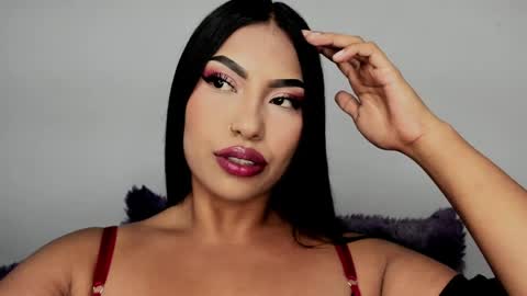 kim_mouth17 online show from May 6, 2026, 5:03 am