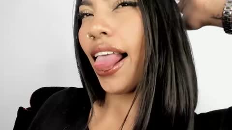 Snapshot of kim_mouth17 chatting on July 31, 2026, 9:25 pm kim_mouth17 online show from July 31, 2026, 9:25 pm