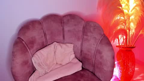 Kim Murphy online show from February 12, 2025, 12:33 pm