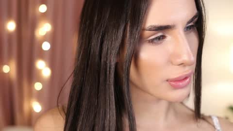 Kim Oberlin online show from January 3, 2025, 2:30 pm