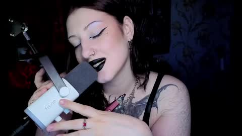 Snapshot of kim_possible1 chatting on May 12, 2026, 3:58 am Hi Im Kimberly but u can call me Kim. Turn on ur sound i love to talk and moan online show from May 12, 2026, 3:58 am