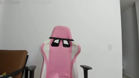 Kim Velez SCORE Girl online show from December 27, 2024, 10:59 pm