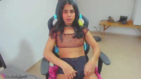 Snapshot of kim_wexler chatting on December 2, 2024, 9:50 pm OnlyFans kimberlywexlr online show from December 2, 2024, 9:50 pm