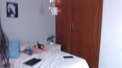 Snapshot of kimandyuk chatting on December 22, 2024, 4:59 pm Kim Yuk online show from December 22, 2024, 4:59 pm