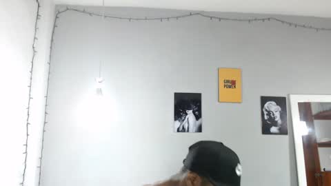 Snapshot of kimandyuk chatting on January 11, 2025, 5:29 pm Kim Yuk online show from January 11, 2025, 5:29 pm