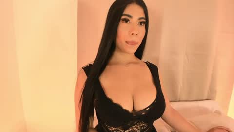 Snapshot of kimberlin_cam_ chatting on May 8, 2026, 7:52 pm Kimberlin online show from May 8, 2026, 7:52 pm