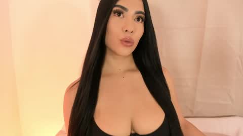 Snapshot of kimberlin_cam_ chatting on May 31, 2026, 8:10 pm Kimberlin online show from May 31, 2026, 8:10 pm