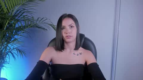 Kim online show from February 25, 2026, 3:21 pm