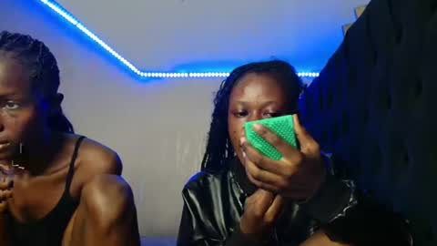 Snapshot of kimberly_chloe chatting on June 13, 2026, 7:12 pm Kimberly online show from June 13, 2026, 7:12 pm