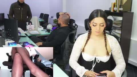 Snapshot of kimberly_clars chatting on March 3, 2025, 6:22 pm Kimberly 1200-1900 GMT-5 online show from March 3, 2025, 6:22 pm