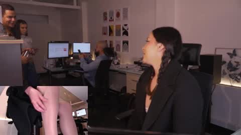 Snapshot of kimberly_clars chatting on December 4, 2025, 8:39 pm Kimberly 1200-1900 GMT-5 online show from December 4, 2025, 8:39 pm