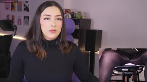 Snapshot of kimberly_clars chatting on February 20, 2026, 5:13 pm Kimberly 1200-1900 GMT-5 online show from February 20, 2026, 5:13 pm