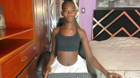 kimberly_ebonny online show from October 26, 2025, 2:39 am