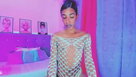 Snapshot of kimberly_thompsom chatting on February 18, 2025, 8:47 pm Your Queen KIM online show from February 18, 2025, 8:47 pm