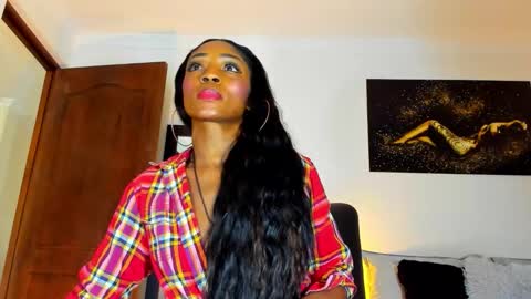 Kimberly Banks online show from November 22, 2025, 1:32 pm