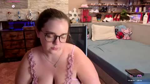 kimberlycaprice online show from June 10, 2026, 7:07 am