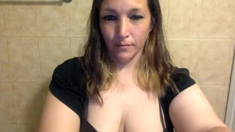 Snapshot of kimberlylynn chatting on May 24, 2026, 11:26 am KimberlyLynn online show from May 24, 2026, 11:26 am