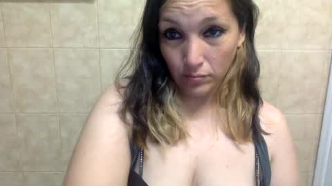 Snapshot of kimberlylynn chatting on July 3, 2026, 1:06 pm KimberlyLynn online show from July 3, 2026, 1:06 pm