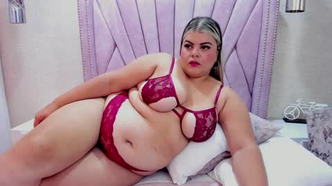 Snapshot of kimbrookss chatting on January 8, 2025, 3:17 pm KimBrooks online show from January 8, 2025, 3:17 pm