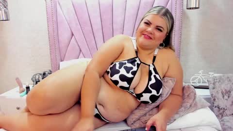 Snapshot of kimbrookss chatting on January 11, 2025, 3:52 pm KimBrooks online show from January 11, 2025, 3:52 pm