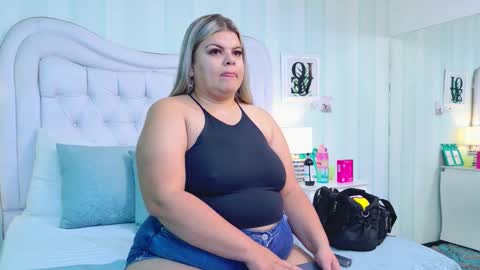 Snapshot of kimbrookss chatting on November 5, 2025, 10:48 am KimBrooks online show from November 5, 2025, 10:48 am