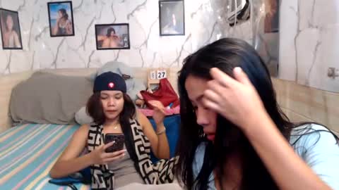 kimchuueee online show from July 29, 2026, 11:52 am