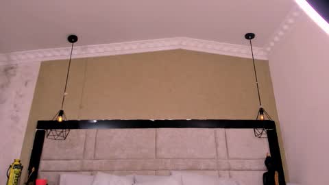 Kim cossey online show from March 3, 2026, 2:18 am