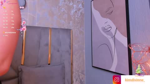 Snapshot of kimdevinne chatting on December 14, 2024, 3:29 am KIM online show from December 14, 2024, 3:29 am