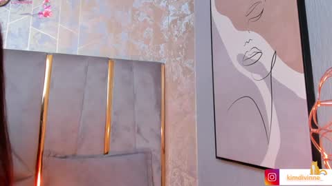 Snapshot of kimdevinne chatting on February 8, 2025, 2:58 am KIM online show from February 8, 2025, 2:58 am