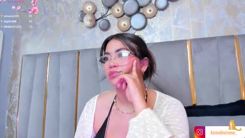 Snapshot of kimdevinne chatting on February 12, 2025, 5:58 am KIM online show from February 12, 2025, 5:58 am