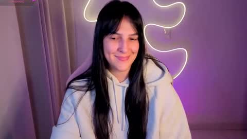 Kim 3 online show from May 27, 2026, 10:56 am