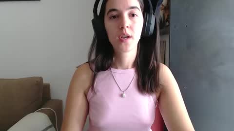 kimi_3_3 online show from February 14, 2026, 12:35 pm