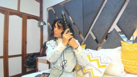 Kimy online show from February 23, 2026, 2:14 pm