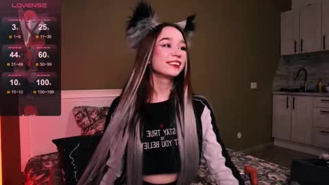 Snapshot of kimiko_luv chatting on October 13, 2025, 6:19 pm Kimiko online show from October 13, 2025, 6:19 pm