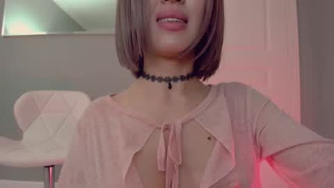 Kiki  online show from February 12, 2025, 5:05 am