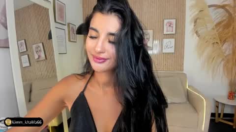 Kim  online show from January 31, 2025, 6:03 pm