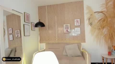 Kim  online show from February 3, 2025, 9:18 pm